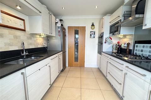 3 bedroom house for sale, Victoria Road, Milford On Sea, Hampshire, SO41