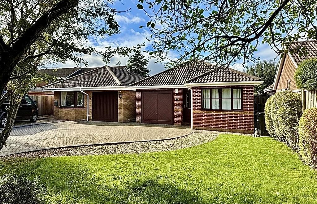3 bed detached bungalow