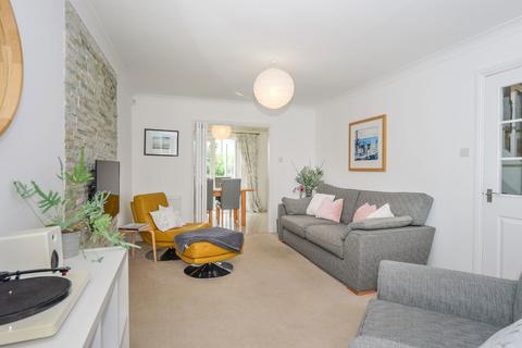 35 Longacre Road, Castle Douglas, DG7 3EF