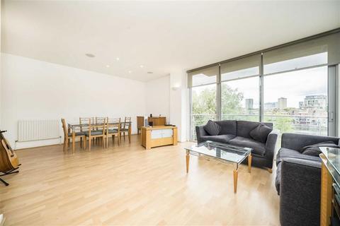 2 bedroom flat for sale, Monza Street, London E1W