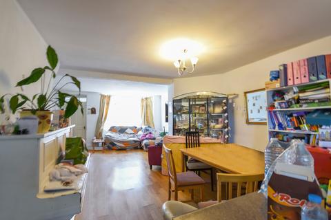 10 Forest Hill, Tilehurst, Reading, RG30 6XE