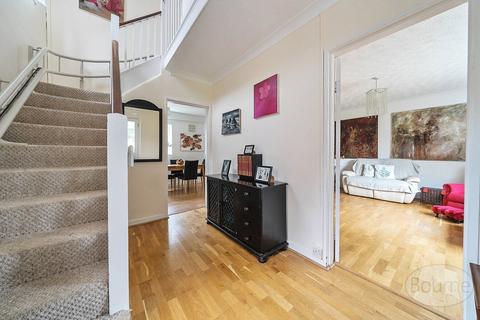3 bedroom semi-detached house for sale, Glendale Drive, Guildford, Surrey, GU4
