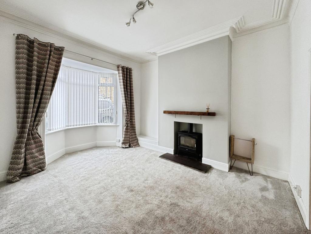 Pbox-living room-334543.jpg
