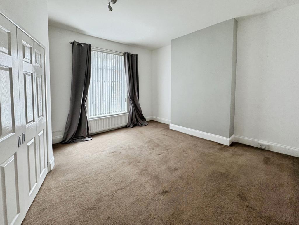 Pbox-bedroom-334543.jpg