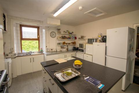 Terraced house for sale, Main Street, Denholm