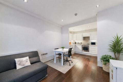 1 bedroom apartment to rent, Slingsby Place, Covent Garden, WC2E