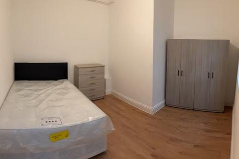 1 bedroom apartment to rent, Lea Bridge Road, London