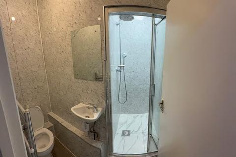 1 bedroom apartment to rent, Lea Bridge Road, London