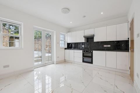 undefined, Grove Road, Uxbridge, UB8