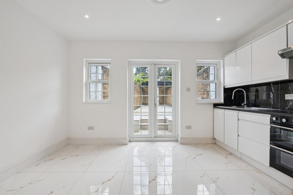 Living Room/Kitchen