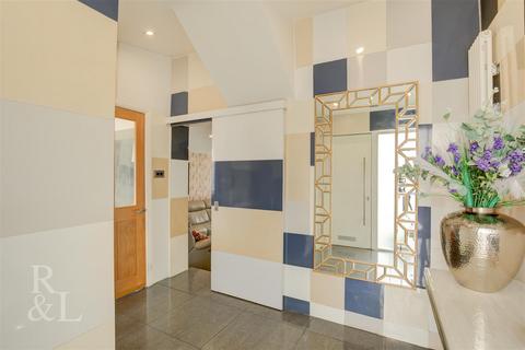 5 bedroom detached house for sale, Brunel Close, Tamworth