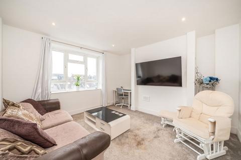 1 bedroom flat for sale, Macfarlane Road, London W12