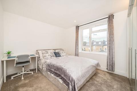 1 bedroom flat for sale, Macfarlane Road, London W12