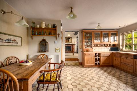 5 bedroom detached house for sale, Habberley Road, Worcestershire DY12