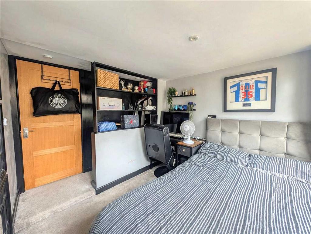 Study / Bedroom 4