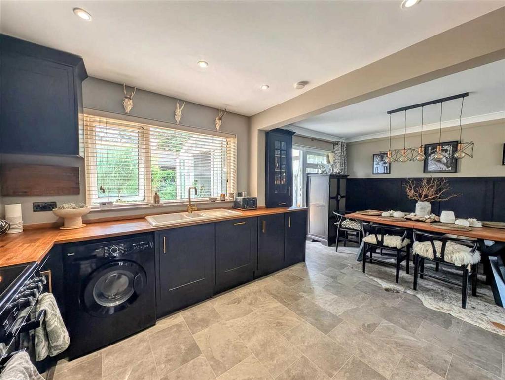 Kitchen / Diner