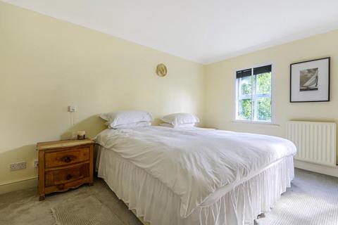11 Wighton Mews, Isleworth, TW7 4DZ