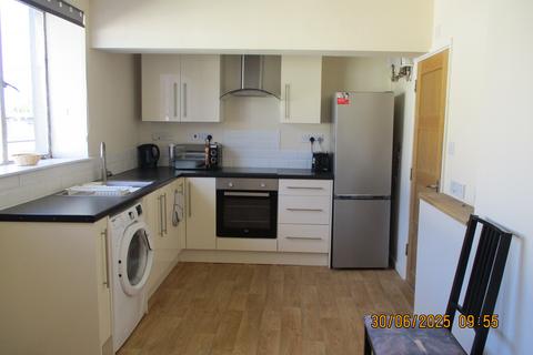 1 bedroom flat to rent, Oxford Street, Oakengates TF2
