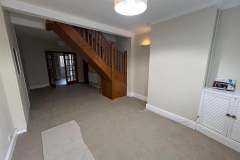 2 bedroom terraced house to rent, Belvoir Street, Melton Mowbray