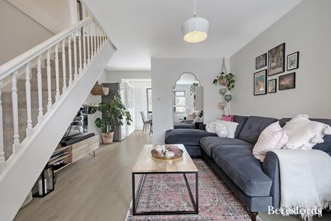 7 Mansard Close, Hornchurch, RM12 4HS