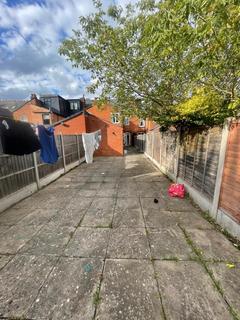 1 bedroom in a house share to rent, Room 2, Station Road, Kings Heath