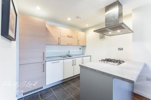 1 bedroom apartment for sale, Park View Court, Devons Road, London, E3