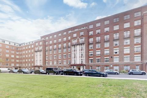 3 bedroom apartment for sale, Eyre Court, Finchley Road, London, NW8