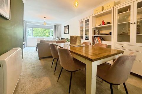 2 bedroom apartment to rent, Laughton Court, Stoneygate LE2