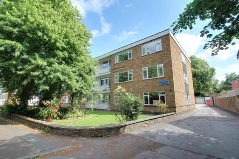 2 bedroom apartment to rent, Stoughton Road, Leicester LE2