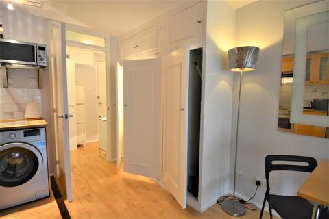 Studio for sale, Moreton Street, London SW1V