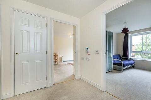 2 bedroom apartment for sale, Commonwealth Drive, Crawley, West Sussex, RH10