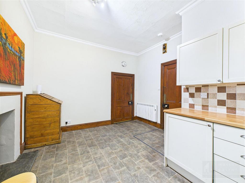 Kitchen / Dining