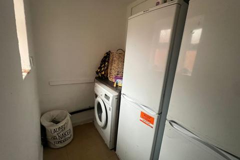 undefined, Lincoln LN1