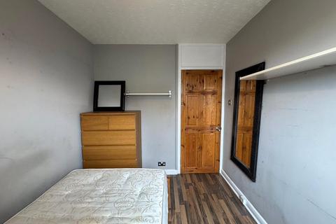 undefined, Mellish Street, London, E14