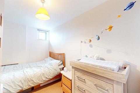 2 bedroom apartment for sale, 3 Blantyre Street M15