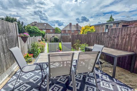 undefined, Chelmsford Avenue, Romford, RM5