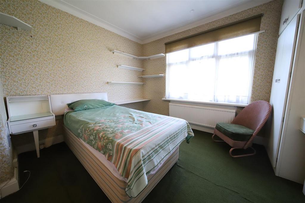 Bedroom 2 2.jpg