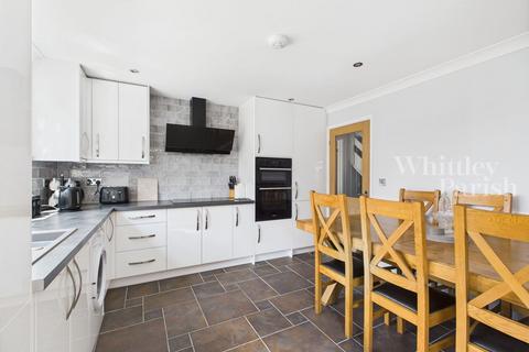 3 bedroom link detached house for sale, Tennyson Road, Diss