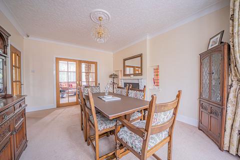 4 bedroom detached house for sale, Lode Lane, Solihull, B92