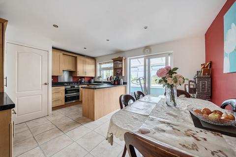 3 bedroom semi-detached house for sale, Cleveland, Kent TN2