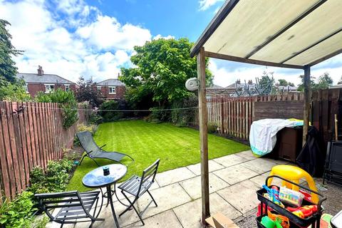 147 Limeside Road, Oldham, OL8 3LT