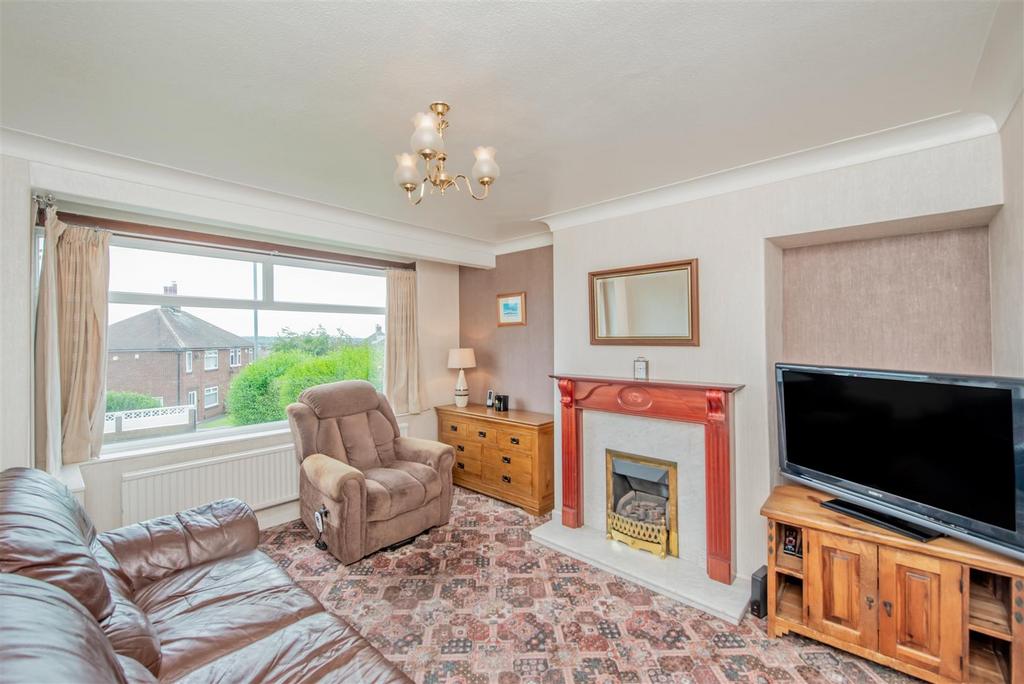 Living Room: