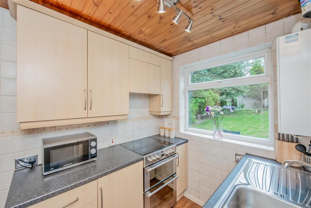 Fitted Kitchen: