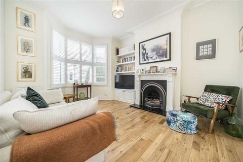 4 bedroom terraced house for sale, Bradgate Road, London SE6