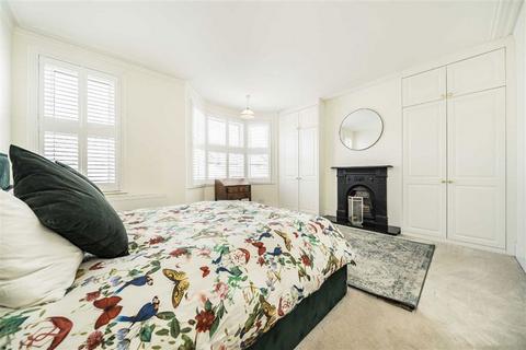 4 bedroom terraced house for sale, Bradgate Road, London SE6