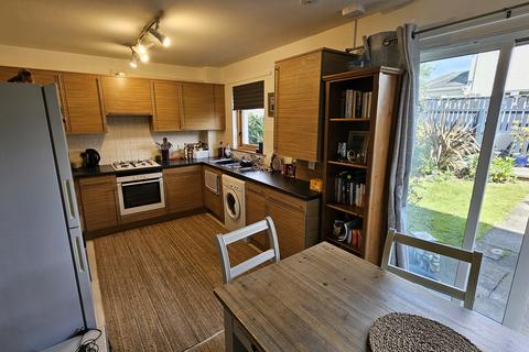 3 bedroom semi-detached house to rent, Inchture, PH14 9AB