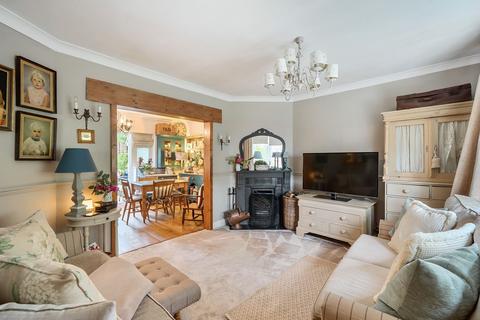 10 The Glade, Coulsdon, CR5 1SL