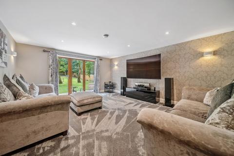 undefined, Clara Drive, Calverley, Pudsey, West Yorkshire, LS28