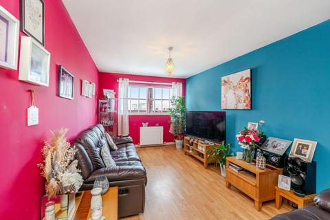 3 bedroom flat for sale, Tollcross Road, Tollcross, G32