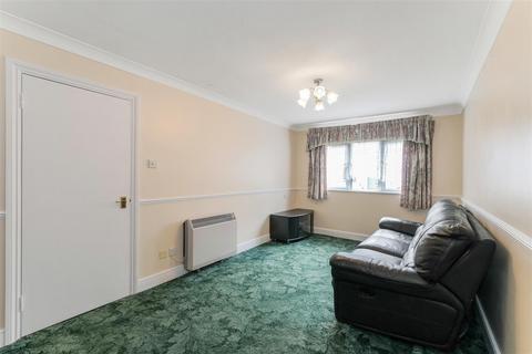 1 bedroom apartment for sale, The Ridgeway, London E4